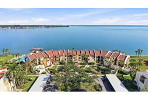 7520 SUNSHINE SKYWAY LANE, ST PETERSBURG, FL 33711 - MLS#MFRTB8453940