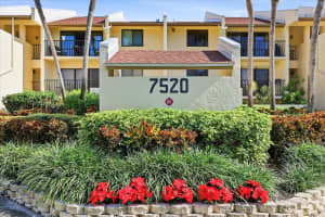 7520 SUNSHINE SKYWAY LANE, ST PETERSBURG, FL 33711 - MLS#MFRTB8453940