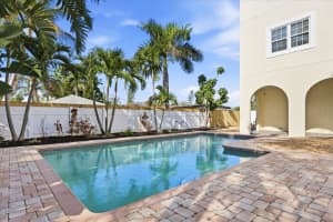 315 40TH AVENUE, ST PETE BEACH, FL 33706 - MLS#MFRTB8454011