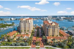 525 MANDALAY AVENUE, CLEARWATER BEACH, FL 33767 - MLS#MFRTB8454053