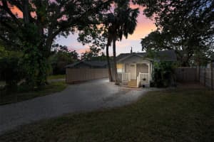 1876 SYLVAN DRIVE, CLEARWATER, FL 33755 - MLS#MFRTB8454109