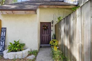 5601 ASHLEY OAKS DRIVE, TAMPA, FL 33617 - MLS#MFRTB8454122