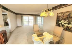 11485 OAKHURST ROAD, LARGO, FL 33774 - MLS#MFRTB8454175