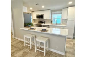 7107 MOUNT ESSEX DRIVE, ST PETERSBURG, FL 33702 - MLS#MFRTB8454306