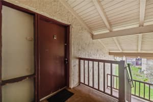 8602 HURON COURT, TAMPA, FL 33614 - MLS#MFRTB8454339