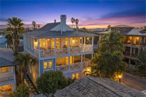 114 88th Ave, TREASURE ISLAND