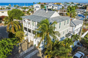 114 88TH AVENUE, TREASURE ISLAND, FL 33706 - MLS#MFRTB8454365