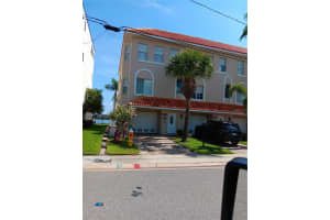 200 Brightwater Dr #1, CLEARWATER BEACH