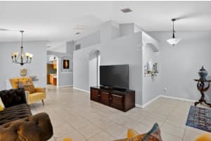 11519 MISTY ISLE LANE, RIVERVIEW, FL 33579 - MLS#MFRTB8454573