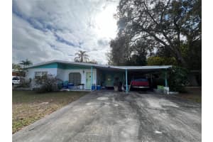 1945 LAKEWOOD DRIVE, CLEARWATER, FL 33763 - MLS#MFRTB8454722