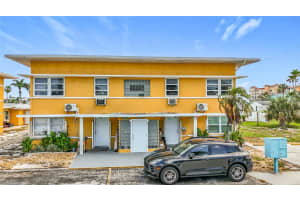 101 154TH AVENUE, MADEIRA BEACH, FL 33708 - MLS#MFRTB8454738