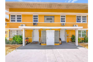 101 154TH AVENUE, MADEIRA BEACH, FL 33708 - MLS#MFRTB8454738