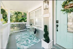 2705 N Oakdale Ave Tampa, FL 33602 - Off Market