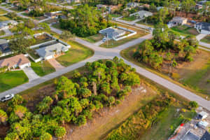 DINSMORE ST, NORTH PORT, FL 34288 - MLS#MFRTB8454797