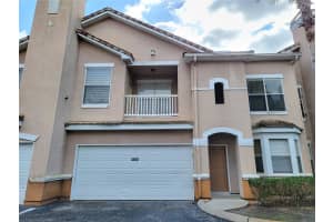 10424 VILLA VIEW CIRCLE, TAMPA, FL 33647 - MLS#MFRTB8454832