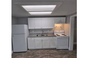 1400 STRAWBERRY PLACE, PLANT CITY, FL 33563 - MLS#MFRTB8454855