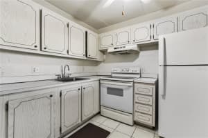 400 VILLAGE GREEN CIRCLE, PALM SPRINGS, FL 33461 - MLS#MFRTB8454941