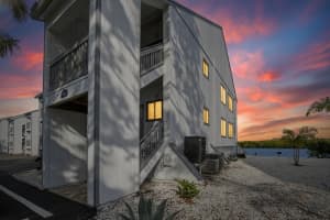 813 BAHIA DEL SOL DRIVE, RUSKIN, FL 33570 - MLS#MFRTB8454961