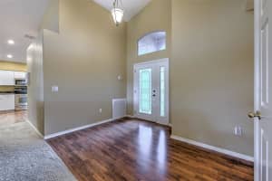 MLS# MFRTB8455000, Valrico, Florida 33596