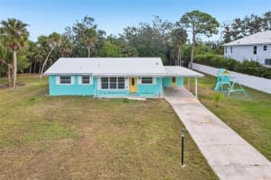 215 17TH STREET, RUSKIN, FL 33570 - MLS#MFRTB8455031