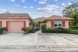 9026 GOLDEN HORSESHOE DRIVE, SEMINOLE, FL 33777 - MLS#MFRTB8455103