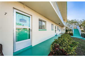 2001 GREENBRIAR BOULEVARD, CLEARWATER, FL 33763 - MLS#MFRTB8455109