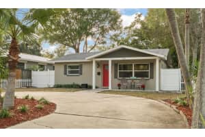 4130 Queen St N, ST PETERSBURG