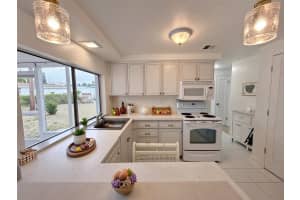 5027 MANOR DRIVE, NEW PORT RICHEY, FL 34652 - MLS#MFRTB8455306