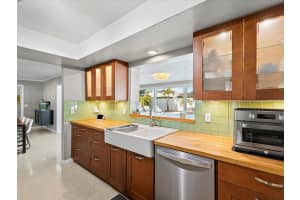 1090 MCFARLAND STREET, DUNEDIN, FL 34698 - MLS#MFRTB8455311