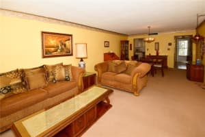 1225 58TH STREET, ST PETERSBURG, FL 33710 - MLS#MFRTB8455323