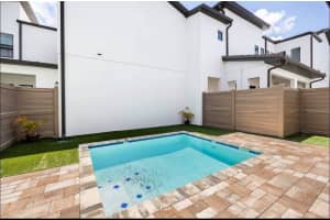 320 VILLA DOMANI COURT, DAVENPORT, FL 33896 - MLS#MFRTB8455326