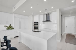 301 1ST STREET, ST PETERSBURG, FL 33701 - MLS#MFRTB8455365