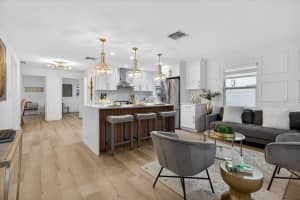 1927 SHORE ACRES BOULEVARD, ST PETERSBURG, FL 33703 - MLS#MFRTB8455466