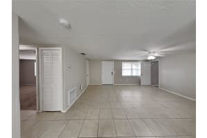 MLS# MFRTB8455480, Sarasota, Florida 34232