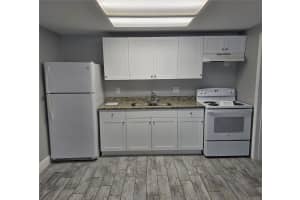 1400 STRAWBERRY PLACE, PLANT CITY, FL 33563 - MLS#MFRTB8455543