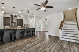 10555 LAKE BREEZE DRIVE, SEMINOLE, FL 33772 - MLS#MFRTB8455573