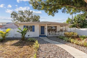 1322 48th Ave N, ST PETERSBURG