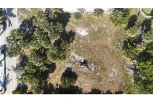 9484 ALBORADO RD, PLACIDA, FL 33946 - MLS#MFRTB8455592