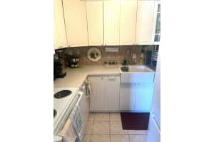 1000 79TH AVENUE, ST PETERSBURG, FL 33702 - MLS#MFRTB8455715