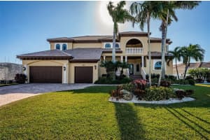 7986 9TH AVENUE, ST PETERSBURG, FL 33707 - MLS#MFRTB8455716