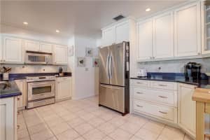 2395 6TH AVENUE, LARGO, FL 33770 - MLS#MFRTB8455764