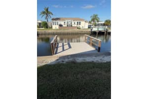 203 MOUNT ISLE AVENUE, ST PETERSBURG, FL 33702 - MLS#MFRTB8455773