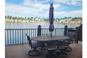 6290 Bahia Del Mar Cir #3, ST PETERSBURG