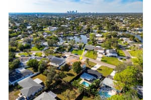 4869 VENETIAN BOULEVARD, ST PETERSBURG, FL 33703 - MLS#MFRTB8455926