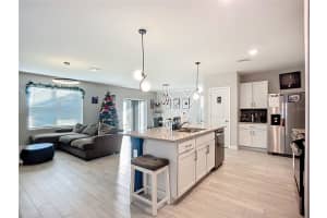 3231 HILLTOP CIRCLE, BRADENTON, FL 34211 - MLS#MFRTB8455929