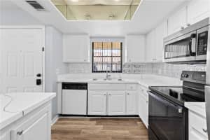 4111 ASHFORD GREEN PLACE, TAMPA, FL 33613 Sold 01/12/26