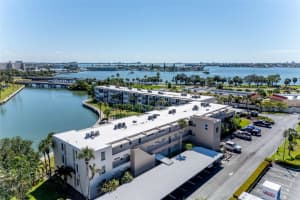 7405 BAY ISLAND DRIVE, SOUTH PASADENA, FL 33707 - MLS#MFRTB8456022