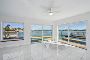 11055 6TH STREET, TREASURE ISLAND, FL 33706 - MLS#MFRTB8456026