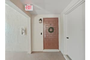 9700 STARKEY ROAD, SEMINOLE, FL 33777 - MLS#MFRTB8456061