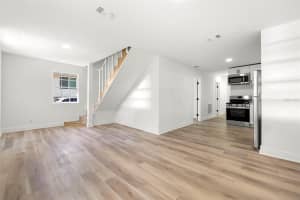 2220 DAVIS STREET, TAMPA, FL 33605 - MLS#MFRTB8456124